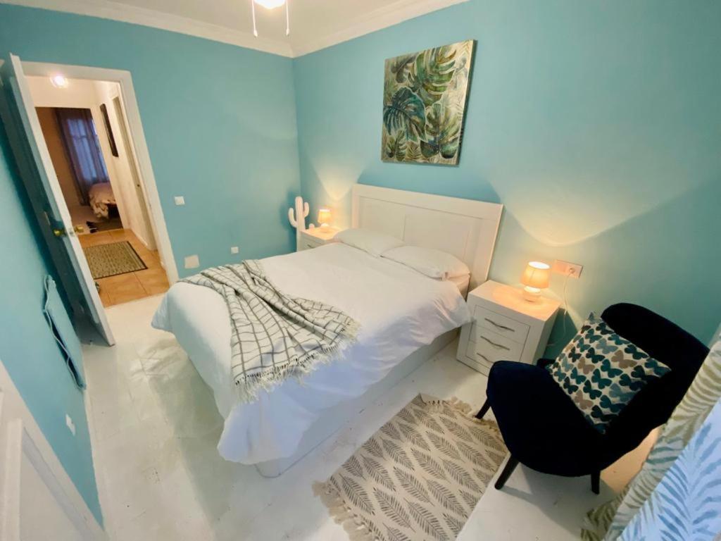 Benamara Gardens Apartment เอสเตโปนา ภายนอก รูปภาพ