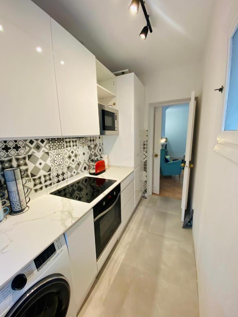 Benamara Gardens Apartment เอสเตโปนา ภายนอก รูปภาพ